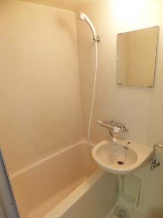 クレッセントハウスの物件内観写真